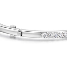 Load image into Gallery viewer, HOF Classic Prong Set Bangle - 170