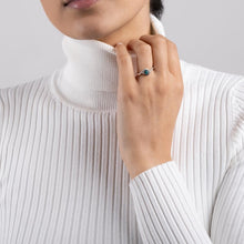 Load image into Gallery viewer, Halo Swirl Ring